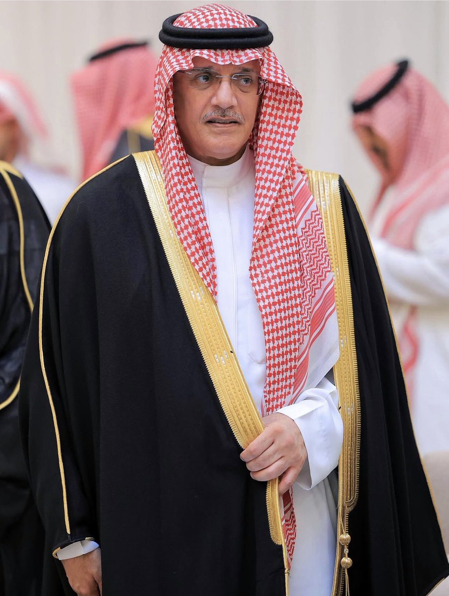 majed9_999's tweet photo. الدنافيس يرفضون تولي الأمير وليد بن بدر منصب
رئيس مجلس إدارة الاتحاد السعودي لكرة القدم

أبو بدر رمز من رموز رياضة الوطن يا معنف شمس https://t.co/rDKRAJDUSG