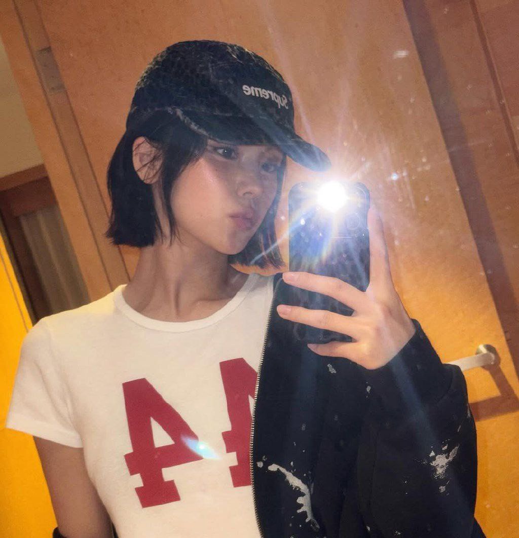 linizhere's tweet photo. 𝑈stedes no tienen qué adivinar qué es lo que miro todo el día porque yo les comparto el #𝙶ɑrden𝙶𝕚r𝕝z𐀔𓈒ຳ𝚅i𝚍𝕖𝕠 que tengo en loop desde ayer. ¿acaso no es el #𝐂ätch𝐌ë사랑𝙼𝚅 el mejor video del año? denles un premio por bonitas. ♡

ㅤ𝔄𝕟g𝕖𝐥𝕚𝐜 𓈒 ଼ᣟᜒഒ e𝒍𝕚na https://t.co/VjVjRnpYkH