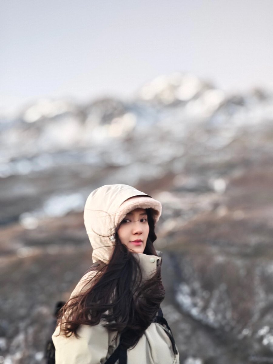 kdbHHL87Mbd2QCU's tweet photo. New to photography Start with these 3 tips: keep your subject centered, shoot in natural light, and practice daily – you’ll capture great shots in no time!， https://t.co/YkxOwXYQGw