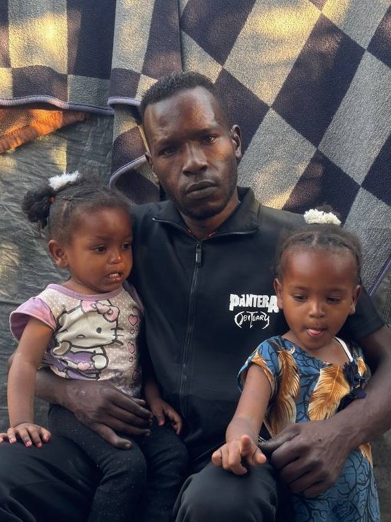 RamiUbaid97990's tweet photo. write this with tears in my eyes, I can't take it anymore. I'm completely exhausted. I suffer in silence.😭

All that matters to me is keeping my family safe, Please help me buy healthy food.

If you'
https://t.co/E7TbF8Pshx https://t.co/MibU149iRZ