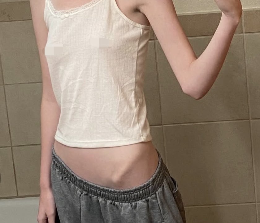 littldiary's tweet photo. my hipbones i took for granted. goodbye https://t.co/H3DvqvZpKx