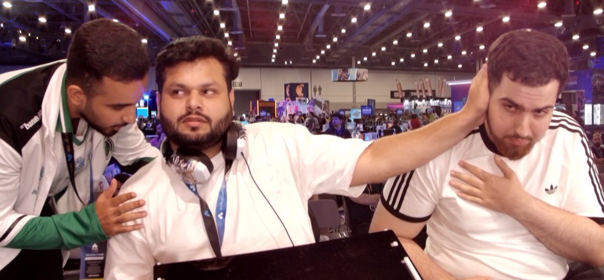 DawoodSikandar's tweet photo. As I head back to Pakistan, I want to sincerely thank everyone for the incredible love and support throughout this journey.

Competing at EVO Las Vegas for the second time has been another unforgettable experience, and this city will always hold a special place in my heart.

Now it's time to shift my full focus to the EWC LCQ. I'll keep working hard and, InshaAllah, give everything I have to earn my qualification.

To my @TeamOrchidGG , thank you for believing in me every step of the way. Your trust means everything, and I'll continue to give my absolute best.

Love you guys and See you all again soon. 🇵🇰❤️ InshaAllah.
