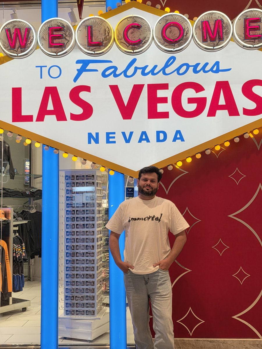 DawoodSikandar's tweet photo. As I head back to Pakistan, I want to sincerely thank everyone for the incredible love and support throughout this journey.

Competing at EVO Las Vegas for the second time has been another unforgettable experience, and this city will always hold a special place in my heart.

Now it's time to shift my full focus to the EWC LCQ. I'll keep working hard and, InshaAllah, give everything I have to earn my qualification.

To my @TeamOrchidGG , thank you for believing in me every step of the way. Your trust means everything, and I'll continue to give my absolute best.

Love you guys and See you all again soon. 🇵🇰❤️ InshaAllah.