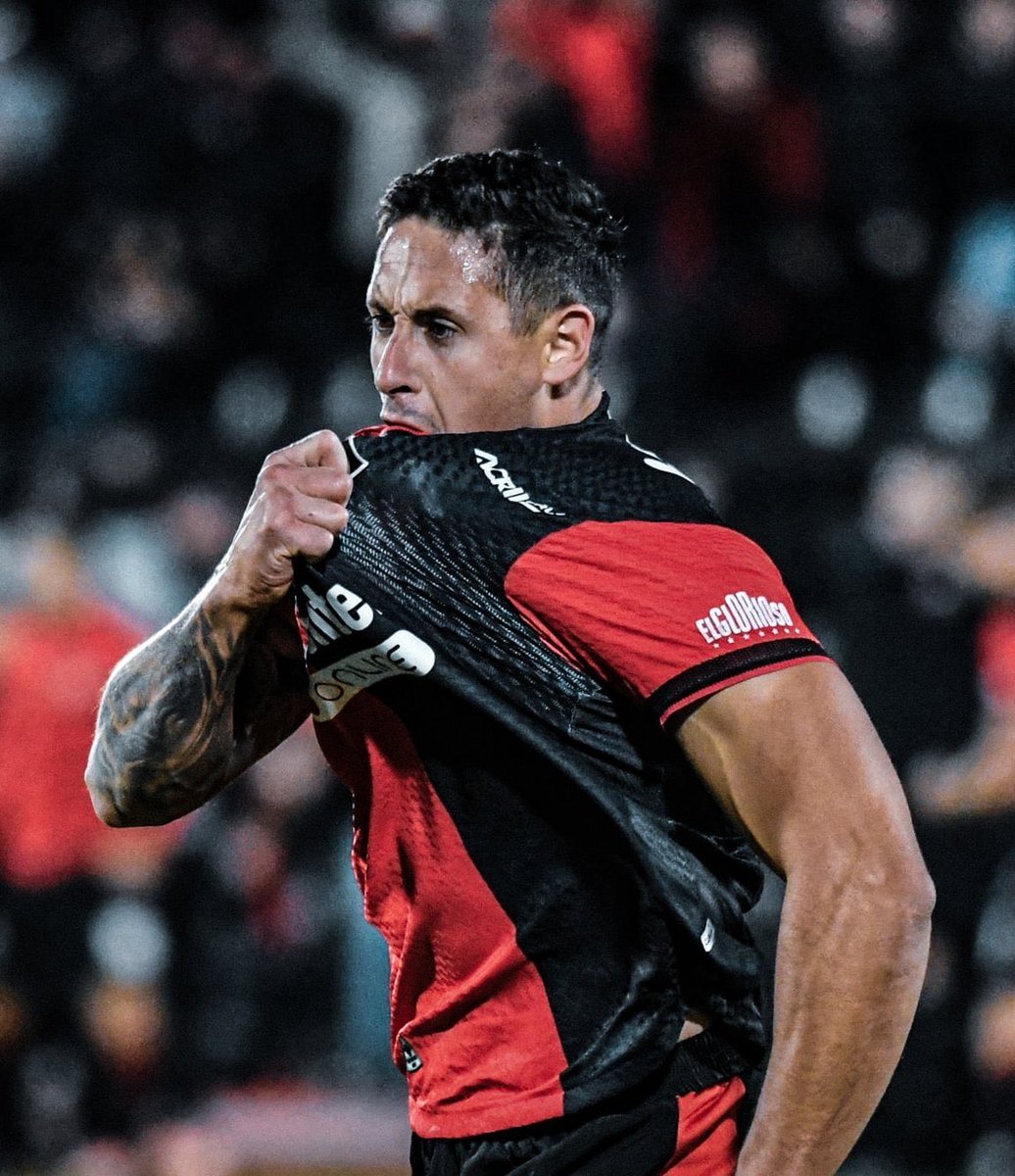 urieliugt's tweet photo. 🚨🇺🇾 Armando Méndez se baja de la pretemporada con #Newells.

↪️ El lateral buscará salir en este mercado. https://t.co/RLxWrj60zh