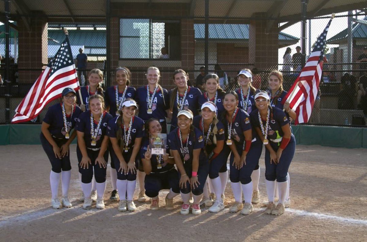 tcs_teamusa16u's tweet photo. As we have wrapped up the 26’ International Challenge it’s time to focus on 27’.  We have a talented core returning &amp; we need to add some pieces!  We are focusing on high level pitchers &amp; strong UT’s.   If you’re a 27/28’ and want to compete on this stage send a message! 🇺🇸🥎💪🏽🥇 https://t.co/Kgxpc2gdkf