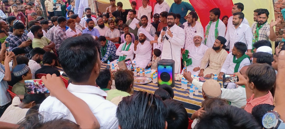 imshaukatali's tweet photo. आज जनपद बहराइच की विधानसभा मटेरा 284 के अंतर्गत ग्राम पंचायत जमादारगांव, ग्राम पंचायत मिर्जापुर तिलक एवं ग्राम पंचायत रामदीनगांव में आयोजित नुक्कड़ सभाओं को संबोधित किया।
अब वक़्त आ गया है अपनी सियासी हिस्सेदारी और अपनी भागीदारी सुनिश्चित करने का। आइए, मिलकर बदलाव की नई शुरुआत करते हैं।
मिशन उत्तर प्रदेश 2027
पतंग का निशान सुरक्षा और सम्मान 🪁 🪁 🪁 
#AIMIM #AsaduddinOwaisi #ShaukatAli #MateraWithShaukatAli 
#ShaukatAliForMatera
@asadowaisi @aimim_national