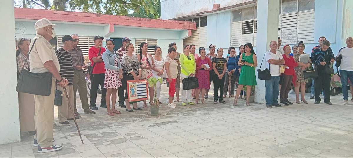 gerardops86's tweet photo. Con enorme satisfacción dimos inicio hoy al evento de Pedagogía Municipal 2027 en #JesúsMenéndez, bajo el lema “Hacia una educación transformadora: enseñar y aprender en tiempos de inteligencia artificial y cambio climático”.  #DGEChaparra #SíSePuede https://t.co/JFBPy7V4a0