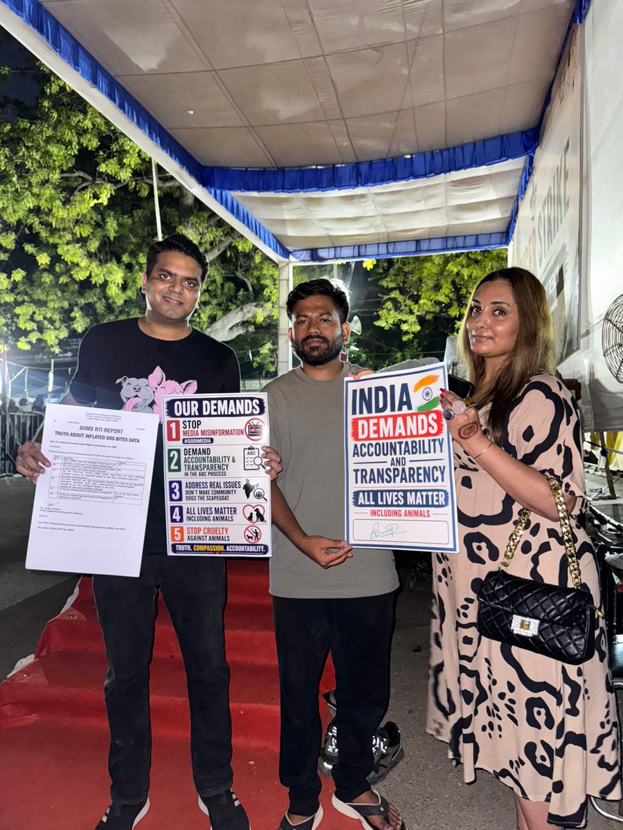 SnooopSnoopy's tweet photo. Thank you for standing with the animals
@abhijeet_dipke 

India deserves accountability, transparency, and compassion for every life.  All lives matter. Including animals. ❤️

@CJP_for_India @sahilbhambri90 @DrAshleySuri 

#SaveIndianDogs #AllLivesMatter #CJP #JantarMantar https://t.co/4QjfFh2Kdo