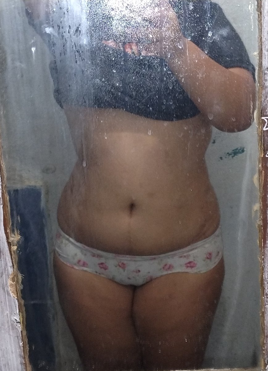 aksjssjsja's tweet photo. 🔖: #ed #edtwtㅤ #fatspo 
Acá un body check más, me da tanto asco sentir mis lonjas y mi asquerosa panza de #chancha. 🐽 https://t.co/A12NRJNMCs