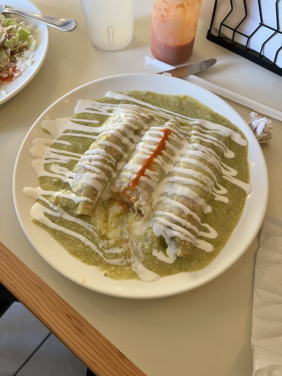 DanielHaught's tweet photo. Yes!! #food #yum #Mexico https://t.co/5NoYYgw6VM