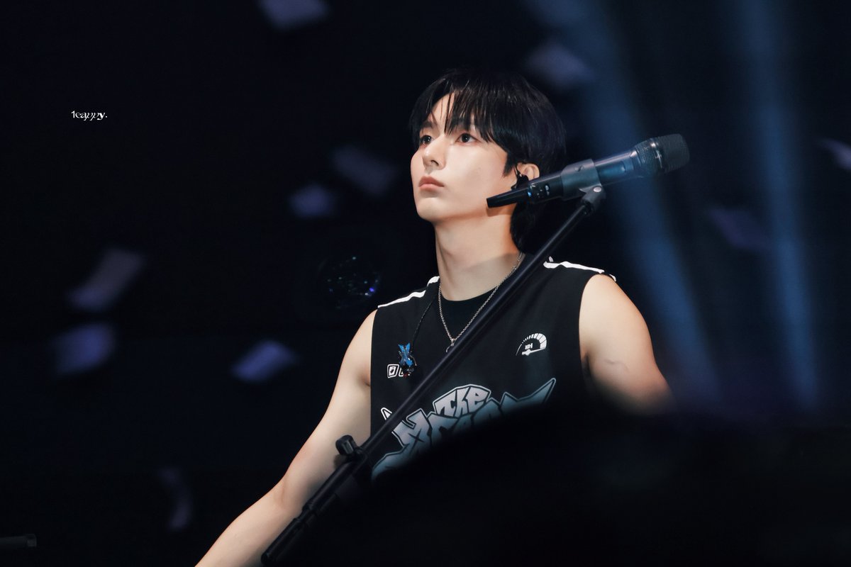 1eappy_'s tweet photo. 260628 썸머콘

#XdinaryHeroes #엑스디너리히어로즈  
#오드 #오승민 #Ode https://t.co/TrD7zdgBFX