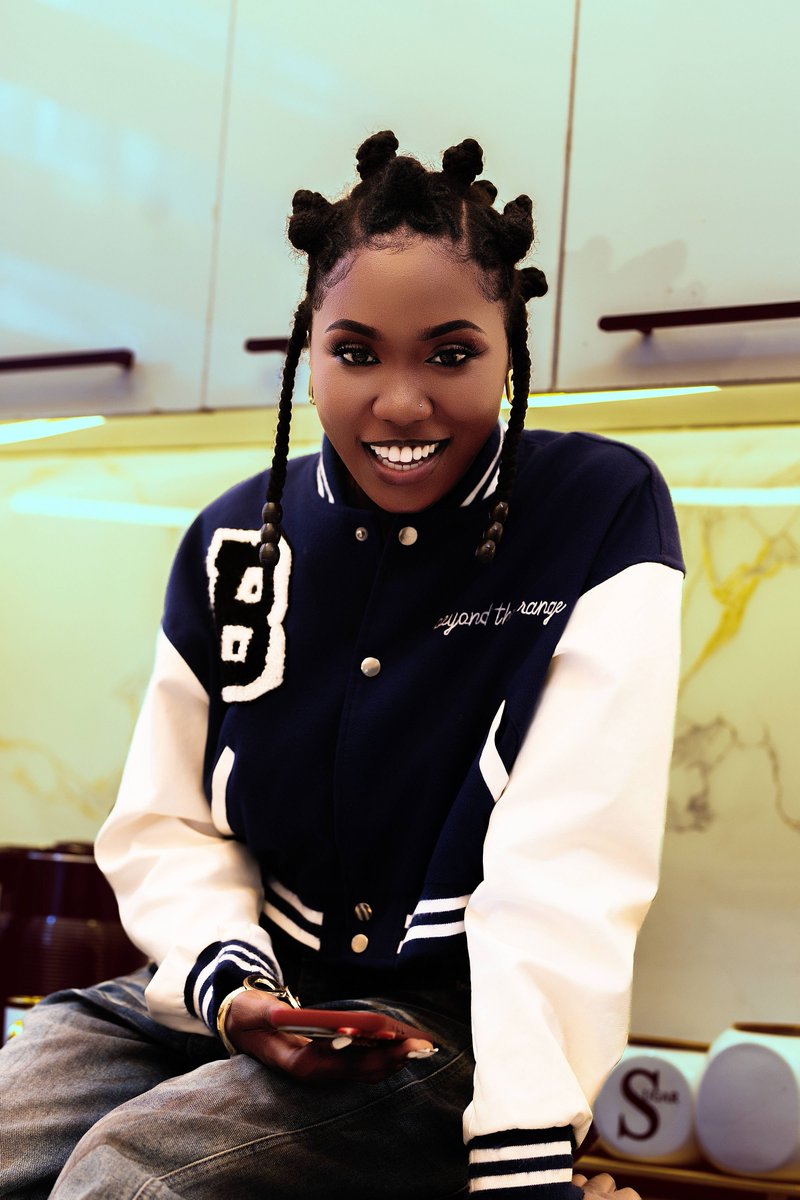 onlyoranda's tweet photo. The smile says it all. ❤️
If it's real, don't hide it... Post Me. 📸✨
Listen & Share:https://t.co/eUPUeCdFBE
🎶 POST ME 🤭 Out Now.
📸@iamsaintshots
#PostMe #Oranda #NewMusic https://t.co/DyK6C9P3EJ