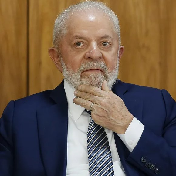republiqueBRA tweet picture
