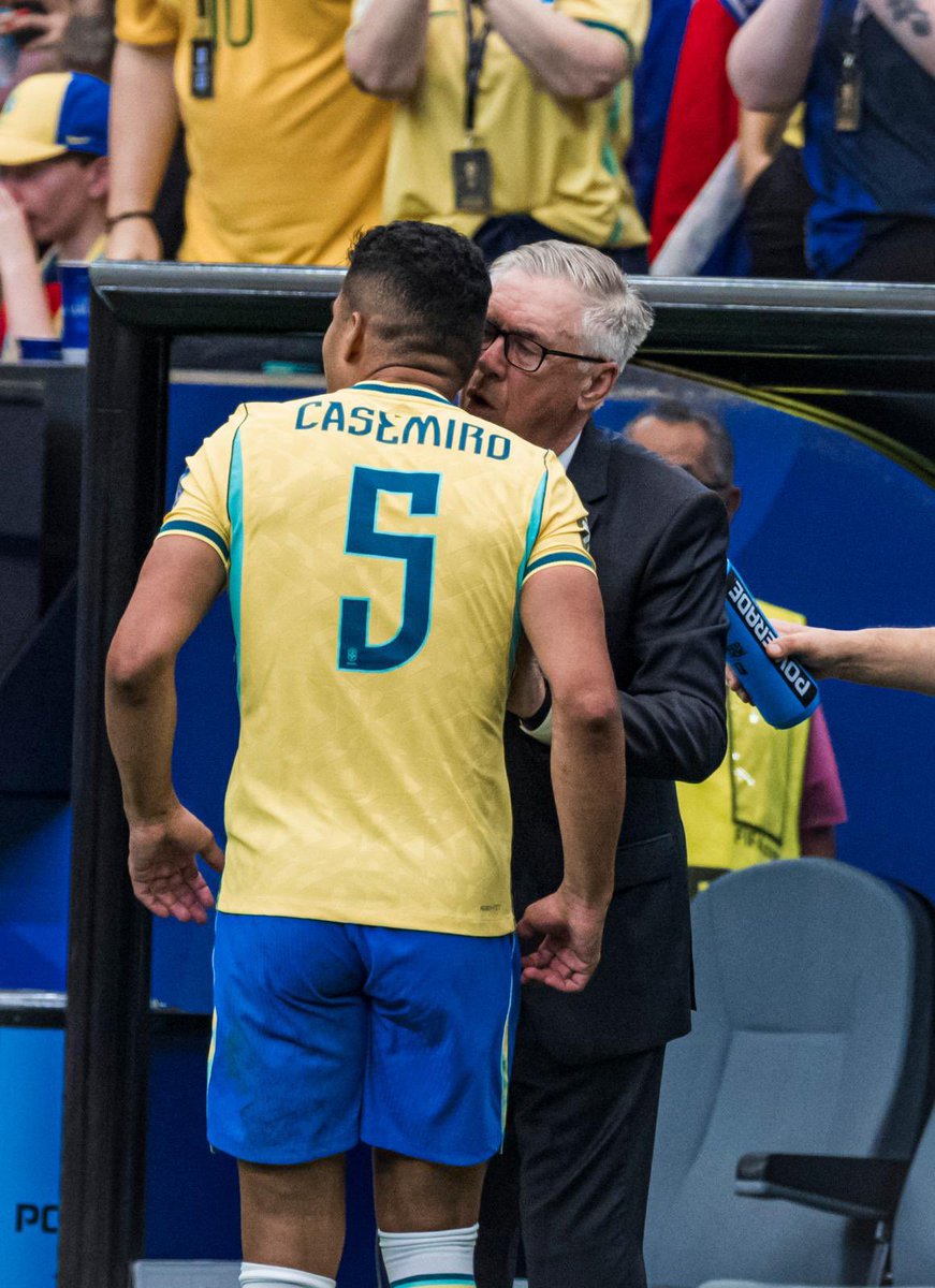 DataFutebol's tweet photo. Treinador da Noruega depois do jogo de ontem:

“Pode esperar Carlo Ancelotti, nós estamos chegando!” https://t.co/XzoA5xYroQ