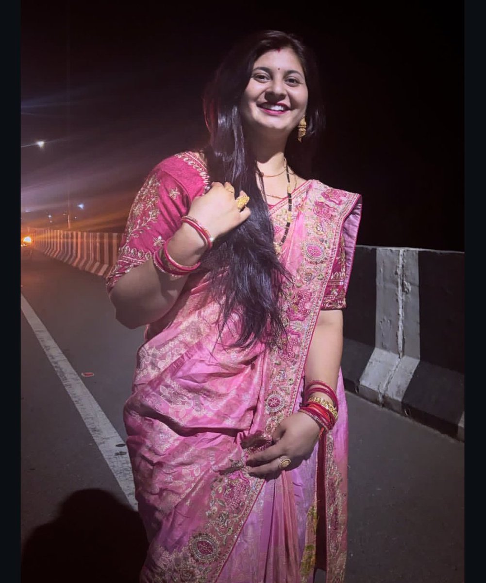 Harshitam0123's tweet photo. Good night all friends ❣️ 
     शुभ रात्रि दोस्तों सो जाओ 
जिसका इंतजार है वो भी सो गई 😀 https://t.co/XhVdJEAYXD