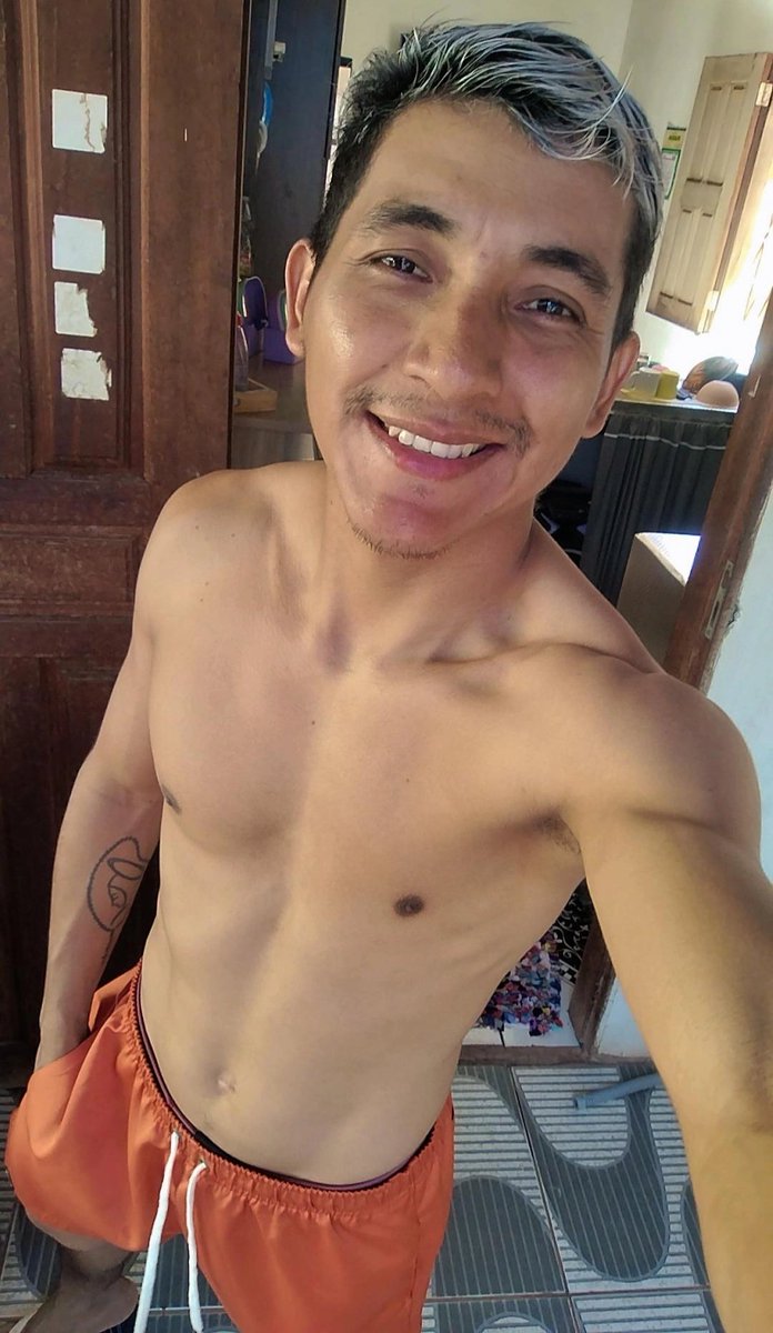 FlvioRa30533929's tweet photo. Sei que tenho um sorriso bobo e até talvez idiota, porém, sempre verdadeiro para com quem direciono. https://t.co/V5ISY3yDgP
