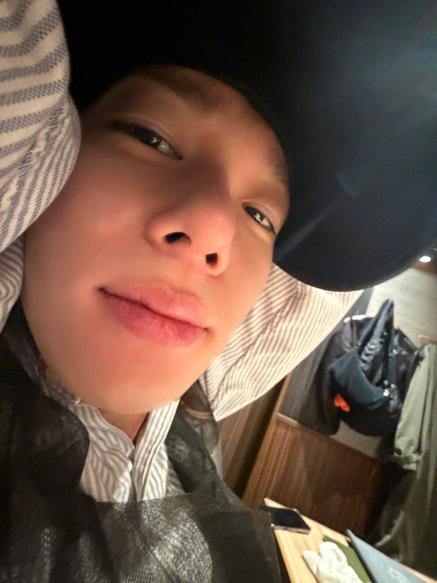 Y3JUN3's tweet photo. #HAPPYBDAY to my most wonderful and beloved Hubby ! >.<
I wish you all the best baby and may you always be crazy and happy.
I love you, my little one.♡ https://t.co/fhZiKVCeOy