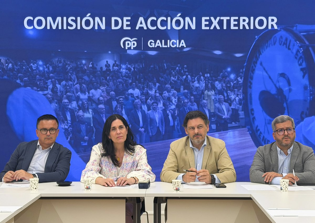paulapra2's tweet photo. Todo o noso agarimo co pobo venezolano e con todas as familias afectadas polos terremotos. ❤️🇻🇪

Reunímonos para analizar a situación e reiterar o noso compromiso cos galegos e galegas en Venezuela, apoiando todas as medidas de axuda necesarias. Galicia está con vós! https://t.co/mqrBQPPFGV