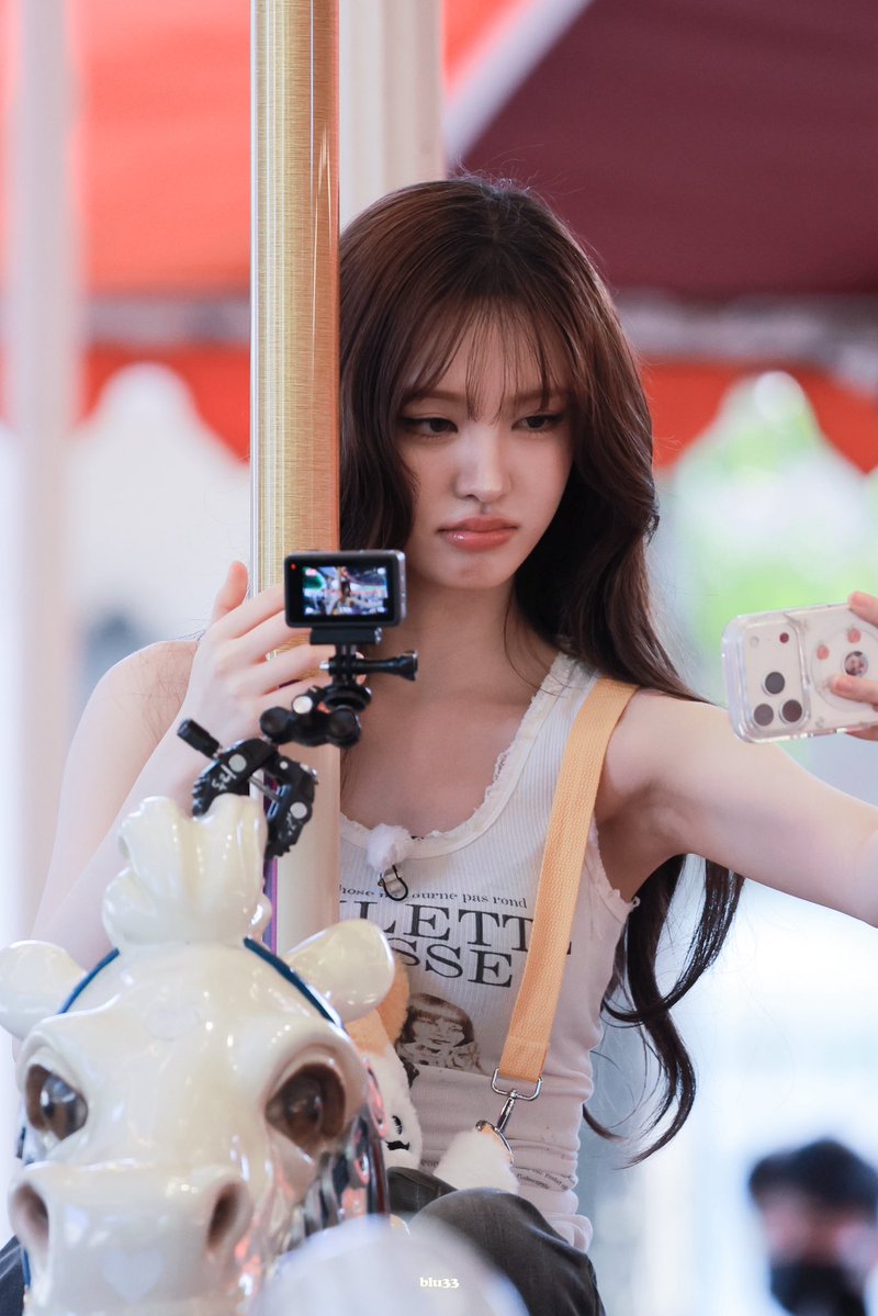byebyemyblue_33's tweet photo. 260701
#리즈 #LIZ #リズ #아이브 #IVE https://t.co/cz3eNpa06G