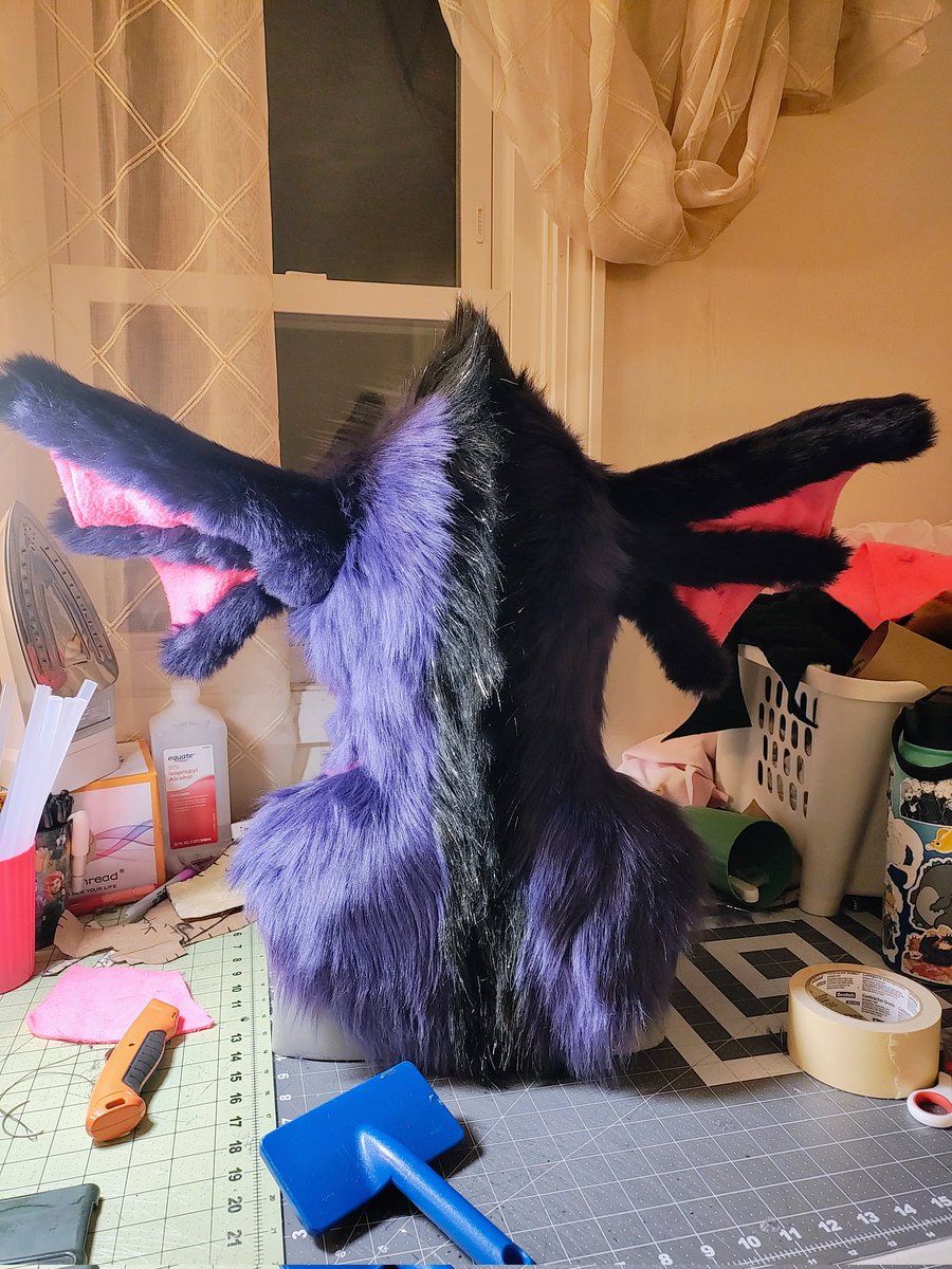 softer_bug's tweet photo. Newest to the family, the Angler Skull Dog! This premade is looking for a new home, and I am looking for offers above 7️⃣0️⃣0️⃣
To catch this guy and bring him home, DM me! And as always, boosts appreciated!

#fursuitforsale https://t.co/ECK8hFwntS