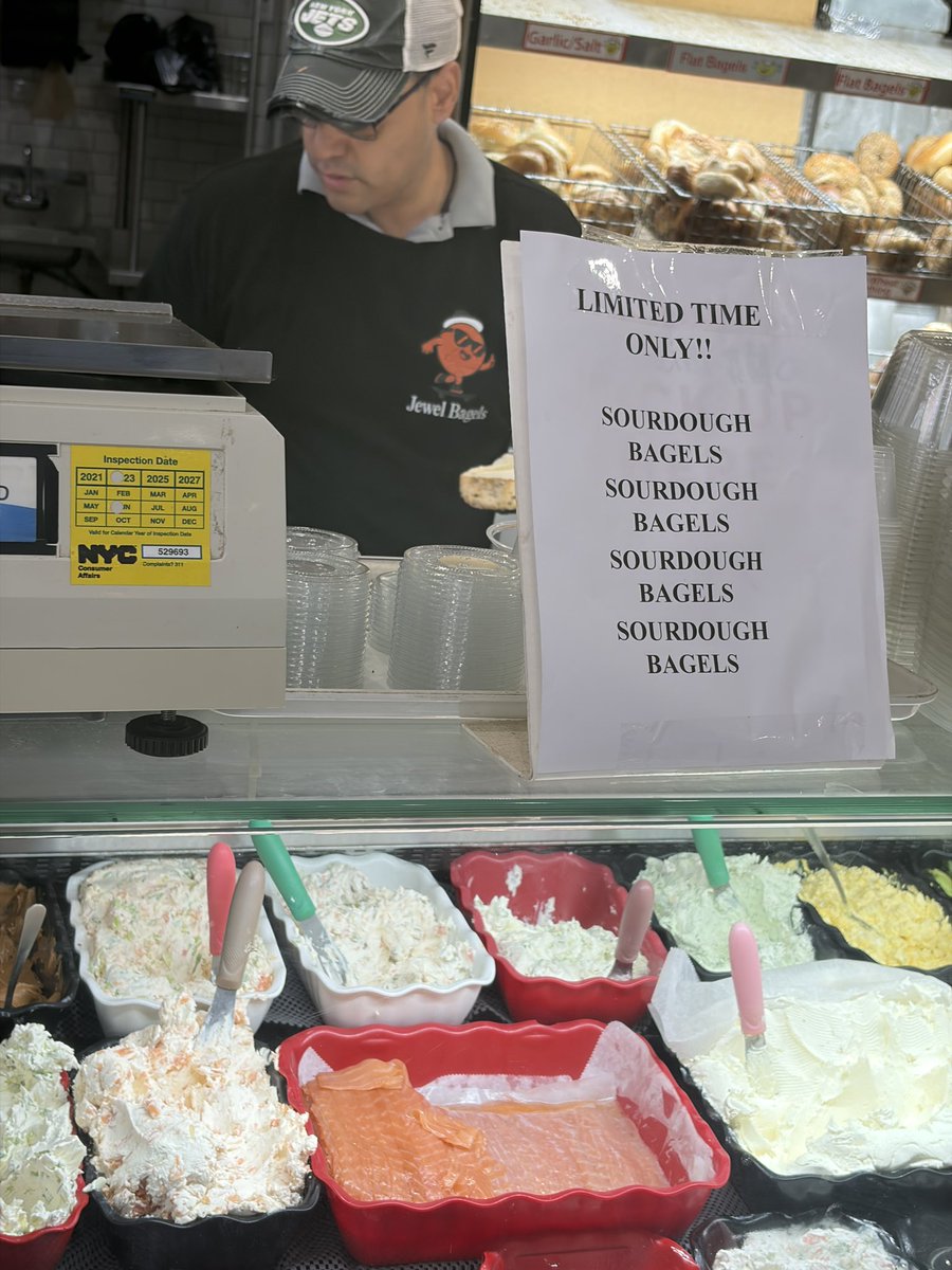 stormywaters24's tweet photo. He asked how did I want the bagel and I said the usual way and he was like what does that mean the usual way..?! I was ordering a nova lox bagel and thought the toppings were standard anywho his co workers were looking at him in just as much shock as me https://t.co/tNTHNdQCKJ