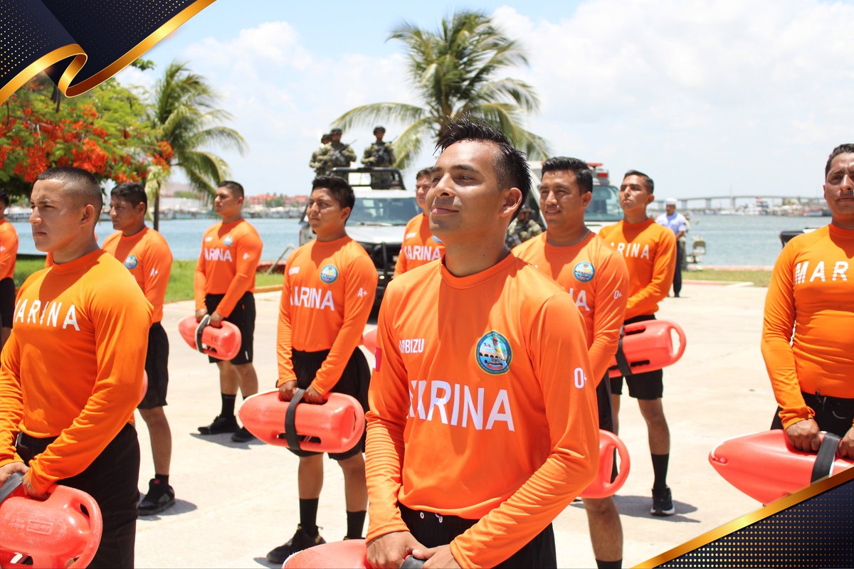 SEMAR_mx's tweet photo. ☀️🌊 Así fue el Banderazo  de la #OperaciónSalvavidas Verano 2026 en Nuestros Mandos Navales. 🔗: https://t.co/DrjF5JAreo https://t.co/UifMmz6360