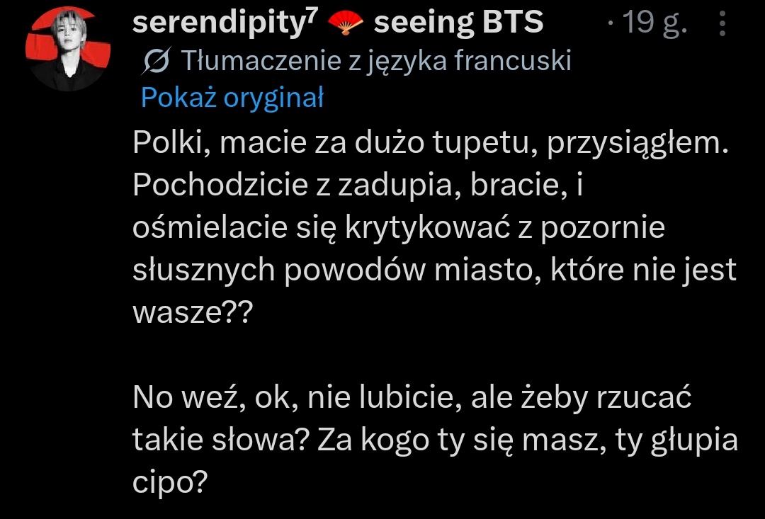 musicnewsfactpl's tweet photo. Doszło do spięcia między polskimi a belgijskimi fankami zespołu BTS. Poszło o komentarze Polek, które stwierdziły, że w Brukseli brzydko pachnie.

W odpowiedzi belgijskie Army zaczęły je ostro atakować i zarzucać im rasizm. https://t.co/icAu6K70wJ