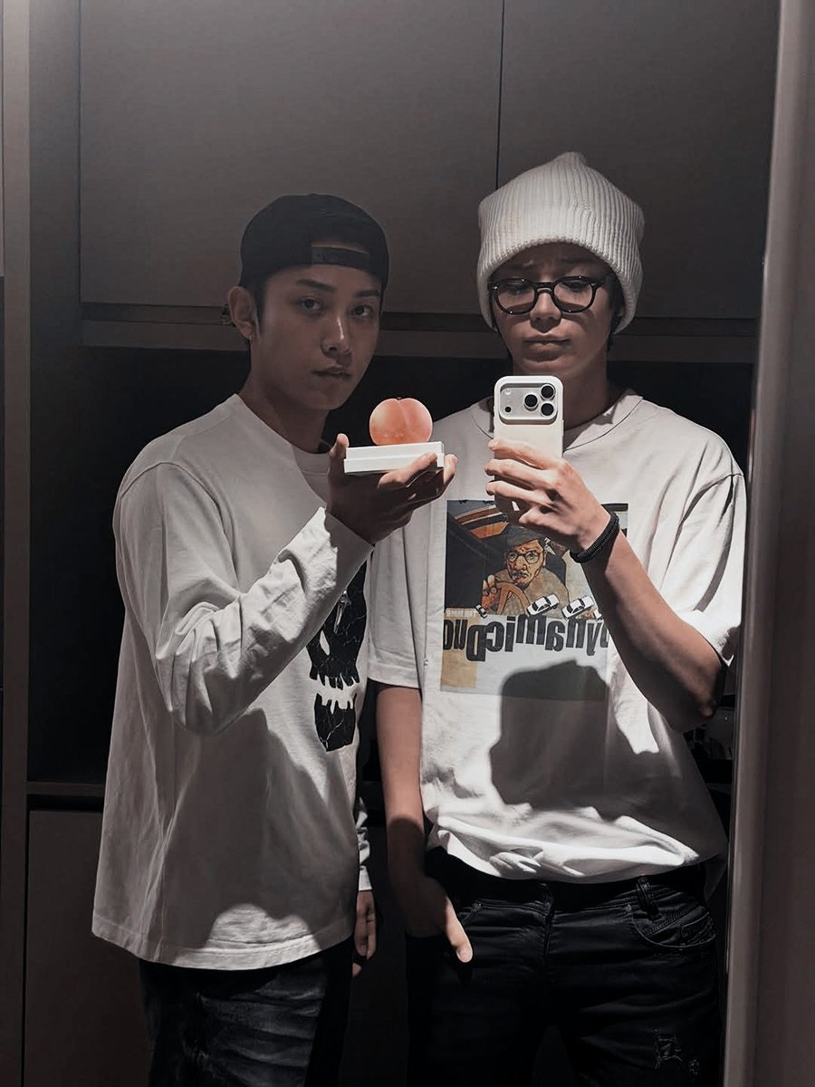kiymryul's tweet photo. 𓏵‧₊┊Kami hadir untuk berbagi sirsak. https://t.co/D19ul6ohUf