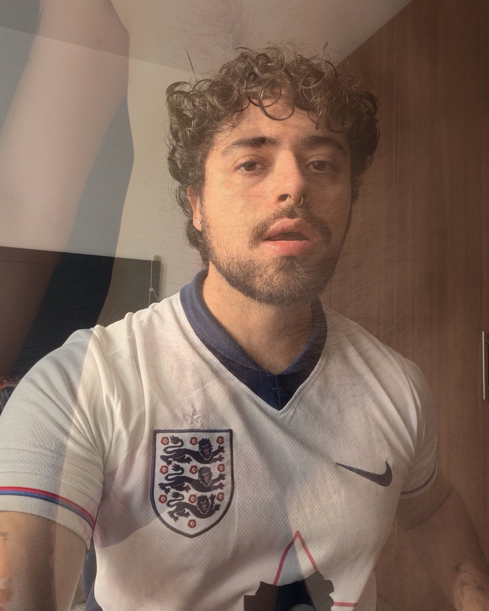 ˚₊‧꒰ა ethan ໒꒱ ‧₊˚ tweet media