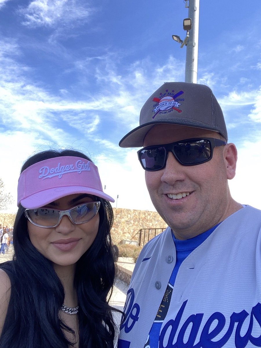 topfanrivalry's tweet photo. For the 100th episode Amanda jumps on the podcast and talks about her love for the Dodgers, what makes baseball special and a few experiences she’s had. @amandacarrera Take a listen here 👇

https://t.co/hbDFwF9iCk https://t.co/AvDrdH7fLF