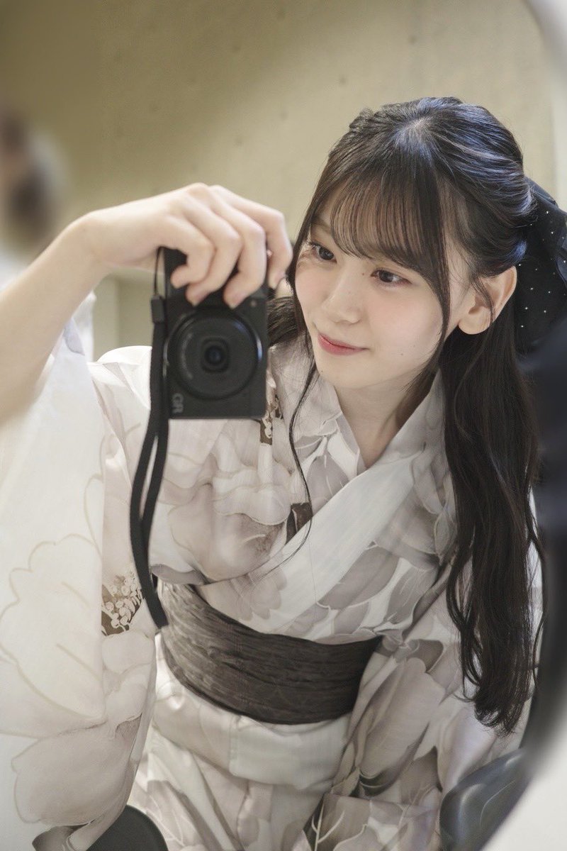 pyon🪄︎︎アイドル私服衣装特定(乃木坂┊︎櫻坂┊︎日向坂 etc) on X