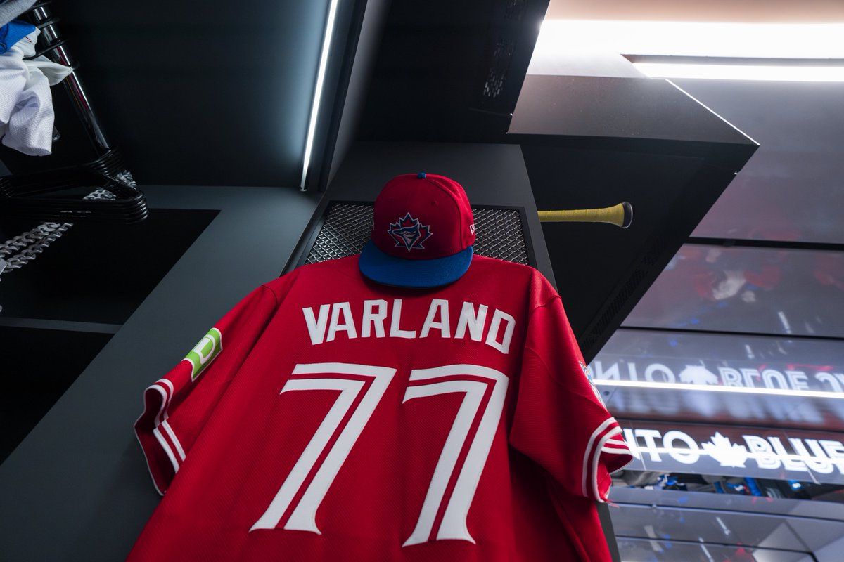 BlueJays's tweet photo. Rocking with Red 😍🇨🇦 #CanadaDay https://t.co/c6I877aAYT