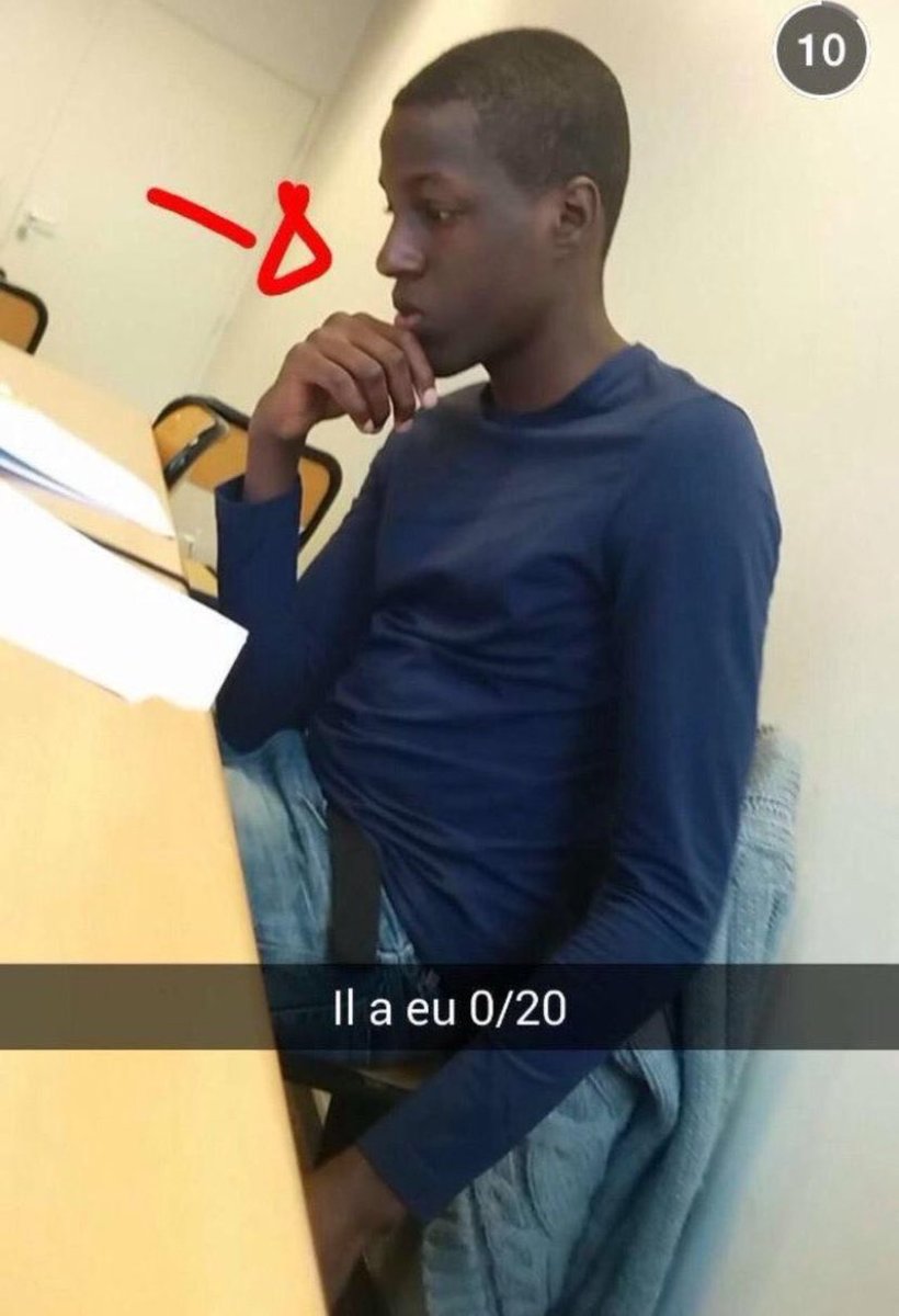 Uzer94213's tweet photo. @WilooFootball t’es sur que les anglais vont gagner la cdm ? #ANGRDC https://t.co/YQh26vEkso