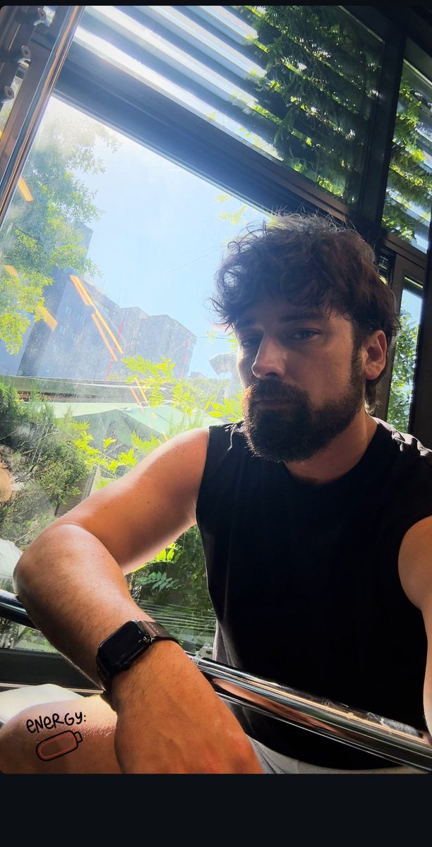 SandraNavruz's tweet photo. #AlpNavruz'un Instagram hesabında paylaştığı yeni hikaye 🔥💥 https://t.co/uzIZTnkiYJ