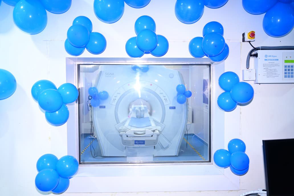 raulsharma_'s tweet photo. 2/ For our citizens, this means no more long, costly trips to Warangal or Hyderabad for an MRI. Affordable, government-hospital access — faster diagnosis, earlier treatment, and better outcomes for the people who need it most. https://t.co/pNGf0Sn1hM
