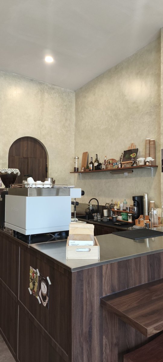 sinnermoan's tweet photo. à palette cafe.
— kelapa gading. https://t.co/6rNoS0qdUF