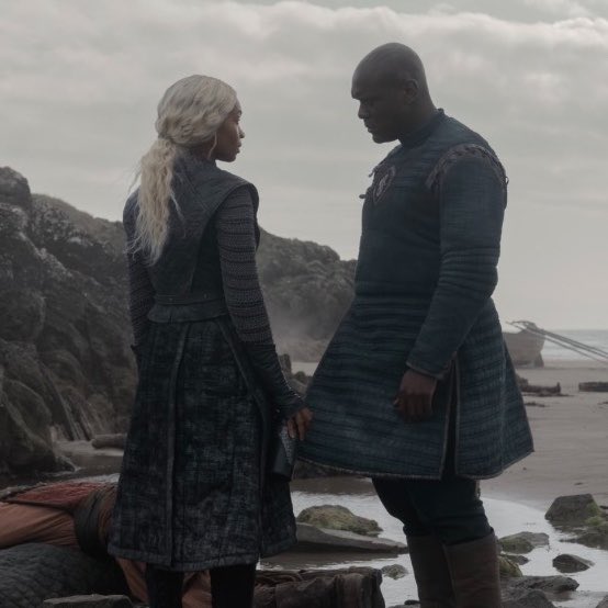 rvgsdelight's tweet photo. harry telling abu to back off his girl, he does not fw with the baela x alyn agenda AT ALL 😭😭 https://t.co/zfKqODS3N6