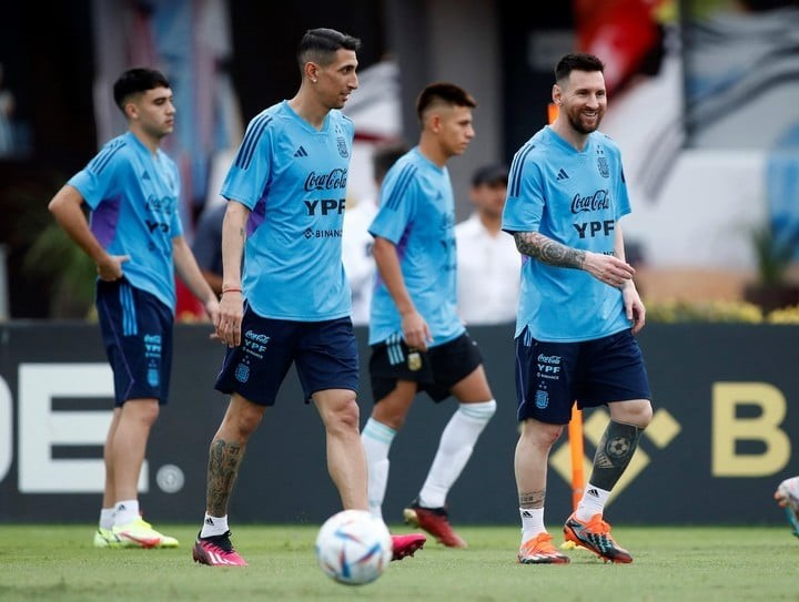 donapagode's tweet photo. @FactosFutbol26 @PalaPR_ ? https://t.co/fvArrTyFvM