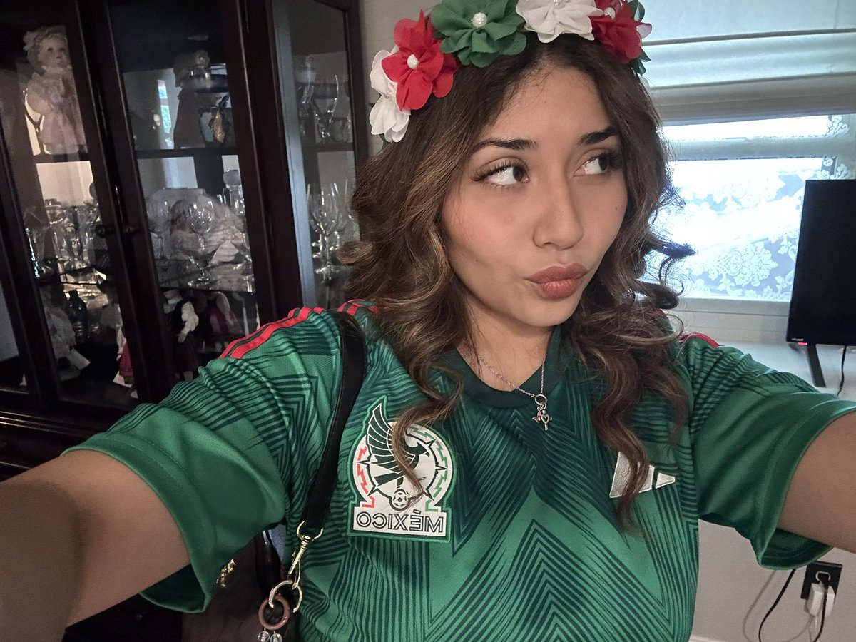 kittyeviee's tweet photo. México 4 da win again🙌🥳 https://t.co/atIOV66lQ7