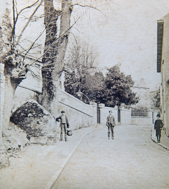 Fiona_Forde_Irl's tweet photo. Yesterday's #WhereinCork was Sunday's Well #Cork - the boy on the left is standing next to the well since demolished to widen the road - you can find out more https://t.co/ltg6YCQeyh #LoveCork #PureCork #CorkLike📸#Cork Public Museum https://t.co/TRb0yD0gjw