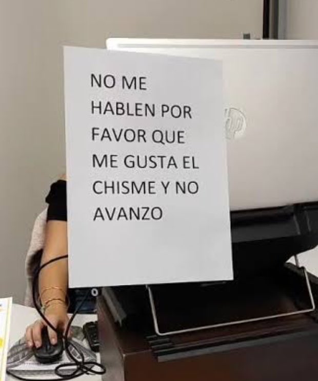 grpolefc's tweet photo. la traducción del cartel que le pegaron a franco https://t.co/0KG4E84Qwa