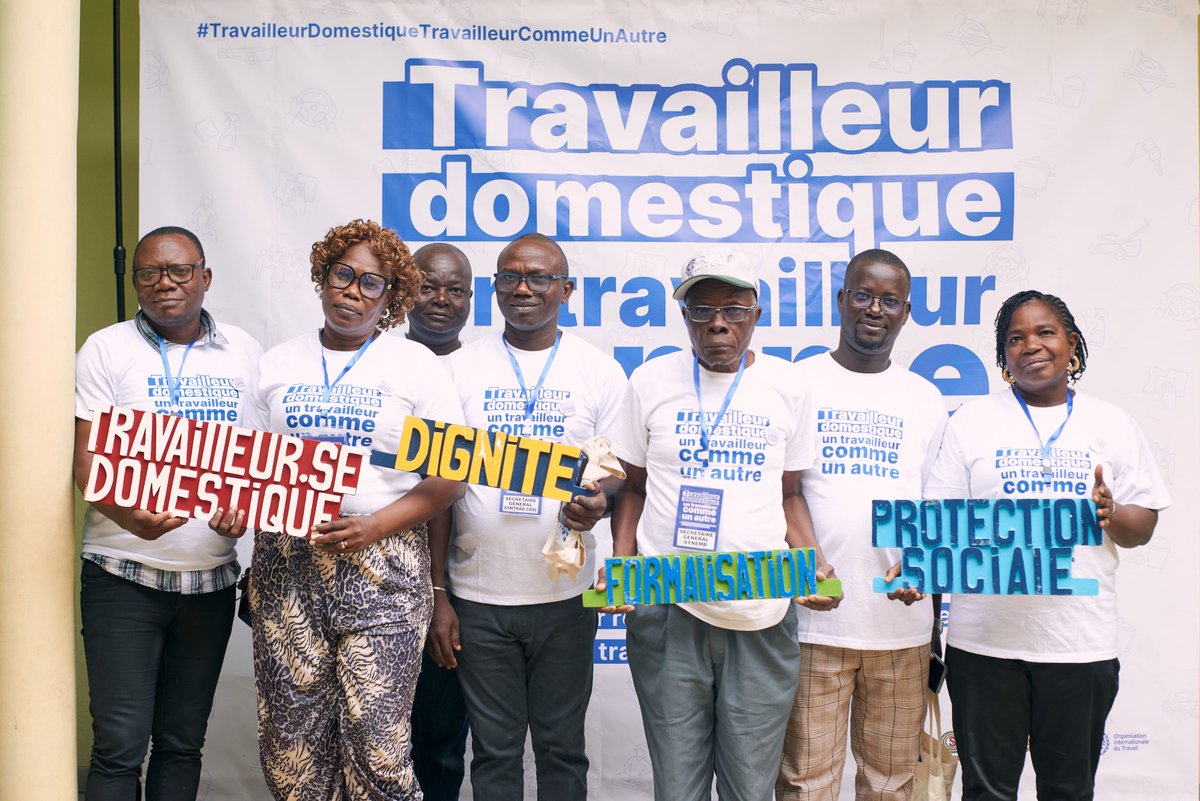 OITAbidjan's tweet photo. #OITBénin

15 ans après la Convention n°189, place à l'action.

Au #Bénin🇧🇯, les centrales syndicales lancent avec l'appui de @OITAbidjan la campagne #15Ans15Voix pour faire des droits des travailleuses et travailleurs domestiques une réalité. 

@ILOACTRAV  #TRADOM #ODD8 https://t.co/bCwSQ5tKle