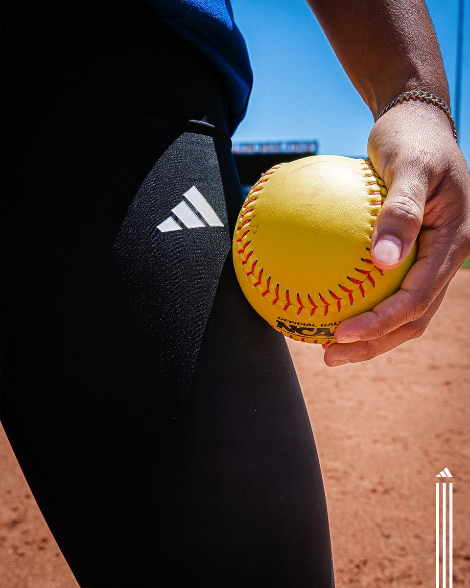 UTA Softball tweet media
