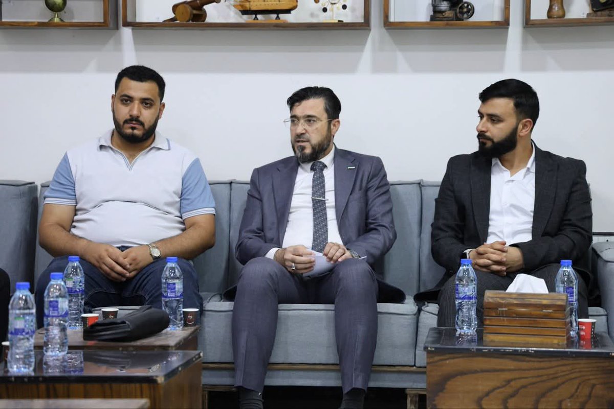mhamadkb112's tweet photo. جلسة حوارية جمعت مدير الصحة في إدلب د. سامر عرابي مع عدد من الإعلاميين في مديرية الإعلام.
جهود عظيمة تبذلها مديرية الصحة للنهوض بالواقع الطبي في المحافظة، وأعمال متنوعة منها القريب ومنها المتوسط والبعيد المدى. https://t.co/1jIwiCgGPm