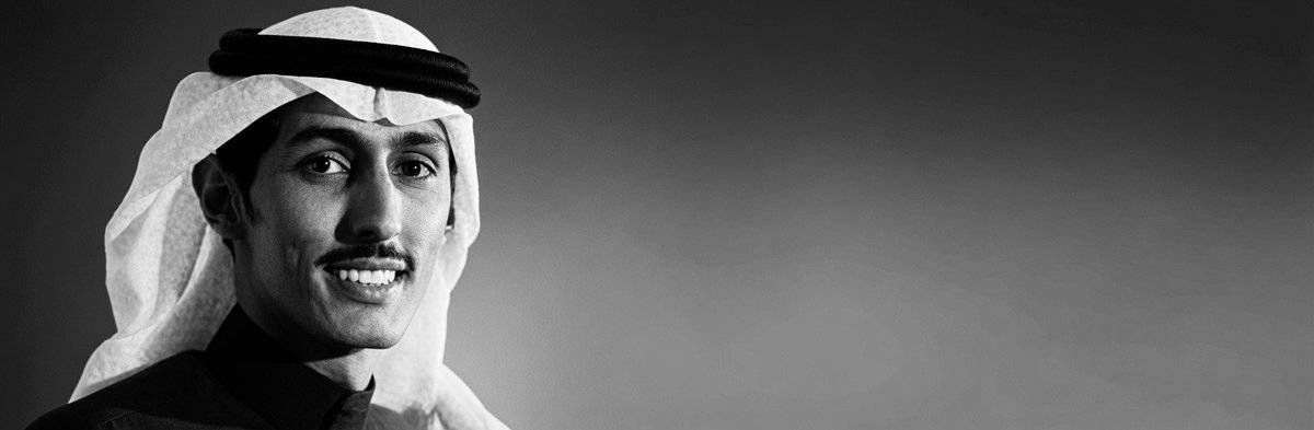 3bhtt's tweet photo. محمد السكران يوم طغى شوقه
                          قال :
ماجاب لي علم ماسولف لكم عني
 ما شفتوا الحزن في وجهه وناصيته 
             ثم إعتز بكبريائه قائلا :
لا يدري اني نشدت وجبت له طاري
 ولا يدري اني ذكرت اسمه وخصيته 
                       وفي الختام : 
       حتى لو أنه نساني ما علي منه
       انا لو انسى اخواني ماتناسيته
                #محمد_السكران :