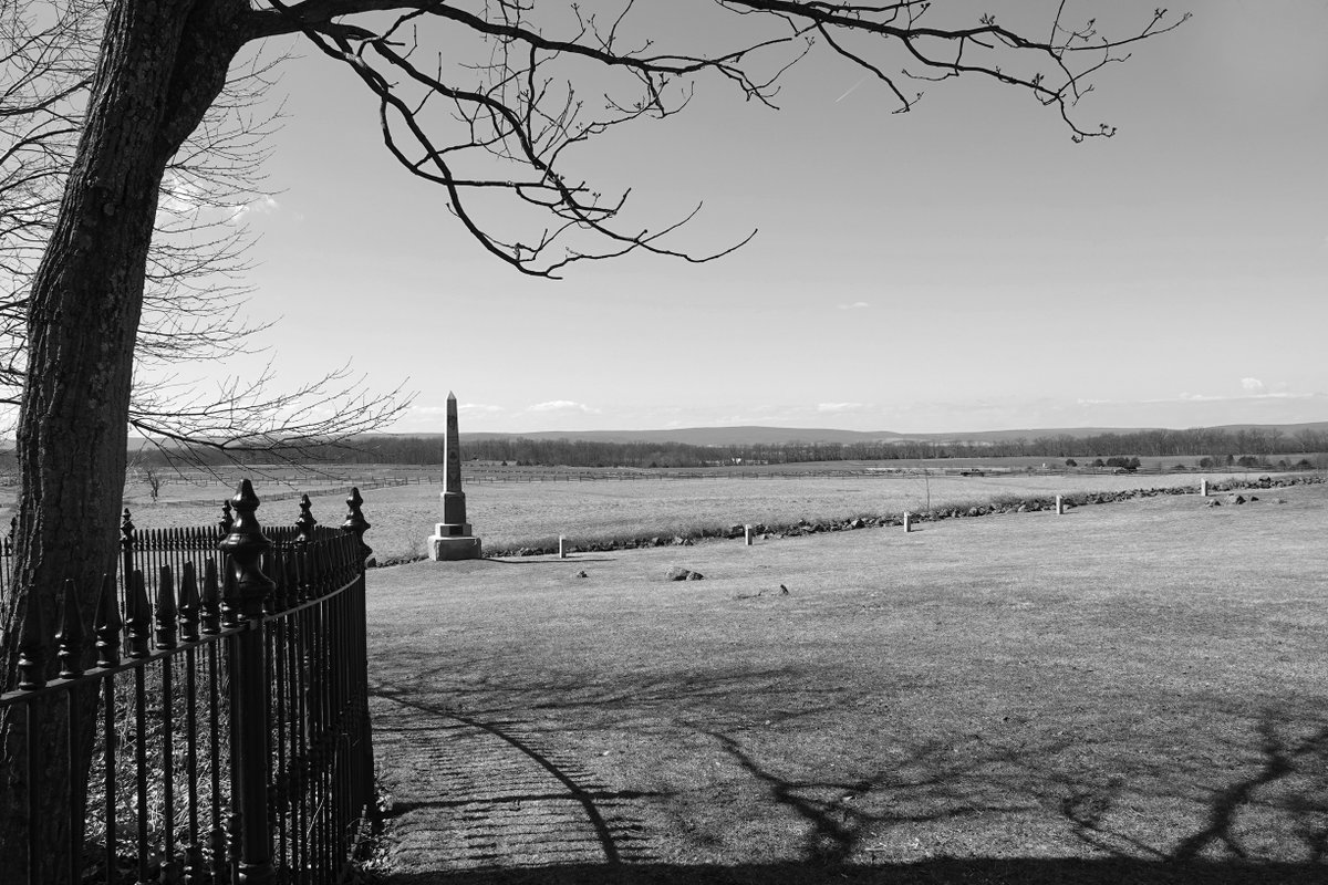 orbgirl1's tweet photo. Today is the 163rd anniversary of the first day of battle at #Gettysburg. This image was taken at the high-water mark and is available for purchase along with other #civilwar photos at https://t.co/CJYnVIHfe6. https://t.co/YbH7WJBpiD