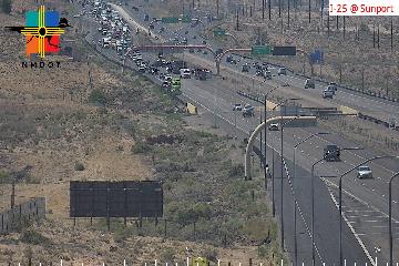 LizTraffic's tweet photo. Crash I 25 NB at Sunport has 2 left lanes closed----Slowing past Rio Bravo a 21 minute delay https://t.co/tveQAhcgRt
