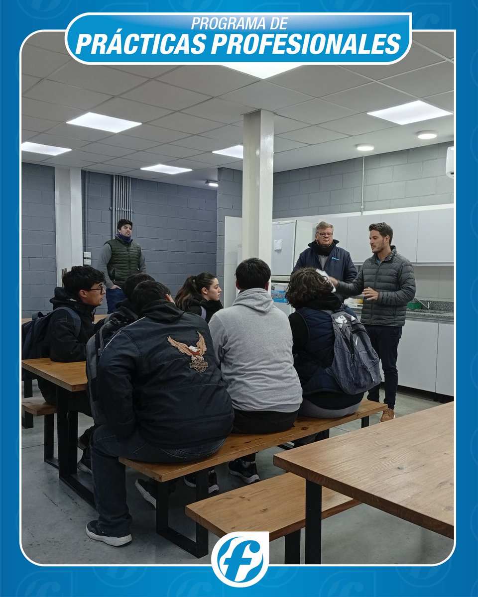 bombasfluvial's tweet photo. 👷‍♂️📚 Aprender haciendo, crecer acompañados!
Nos enorgullece abrir las puertas de nuestra fábrica para contribuir al desarrollo de las nuevas generaciones y seguir fortaleciendo el vínculo entre la educación y la industria.

💙 En #Fluvial apostamos por el aprendizaje y el futuro. https://t.co/H2jfQ3NULU