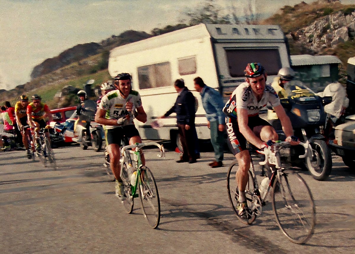 mission753's tweet photo. Sean Kelly heading for 10th place at the 1990 Tour of Lombardy, Giles Delion taking victory after outsprinting Pascal Richard, Charly Mottet, Robert Millar and Federico Echave. https://t.co/aU6j9B6pxL