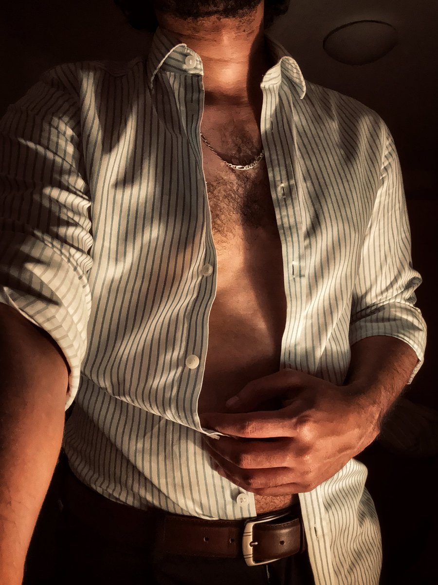 Suit_Student's tweet photo. #suits #menatplay #meninsuit #Suited #suitsex #gaysuited #suitfetish #suitlover https://t.co/h6omdD7pZC